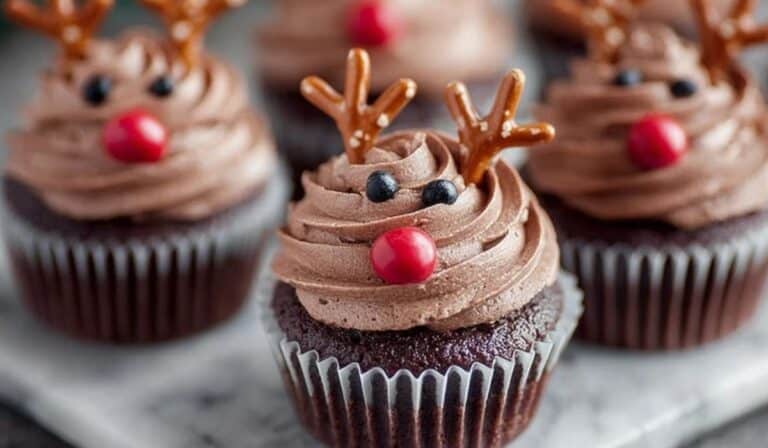 Easy Reindeer Cupcakes with chocolate frosting and pretzel antlers