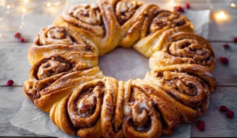 Cinnamon Roll Wreath served on a festive table